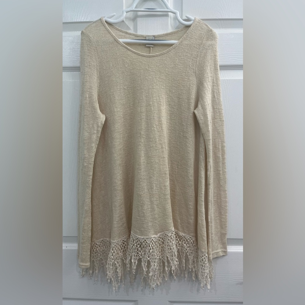 VINTAGE Paper Crane Cream Tan Fringe Lace Trim Bell Sleeve Women's Knit Sweater